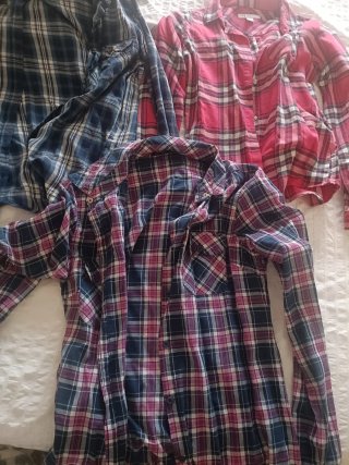 Camisas de cuadros mujer las tres por 5 euros