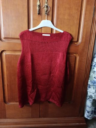 Jersey sin mangas rojo
