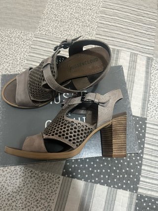 Sandalias Musse & Cloud grises