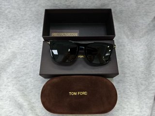 Gafas de Sol Tom Ford Negras y Marrones