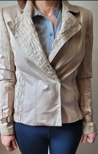 Chaqueta Zara entretiempo. Talla S Beige