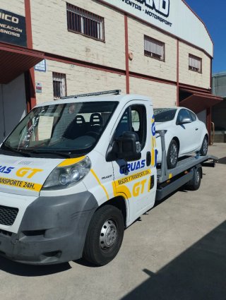 Grúa portacoches 24 horas en Madrid ☎️ 605532543