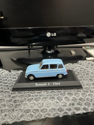 Coche en miniatura Renault 4 - 1964