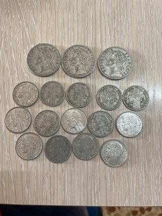 Francos Franceses 1 y 5 - 4ª República