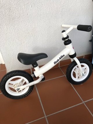 Bicicleta sin pedales FirstBIKE