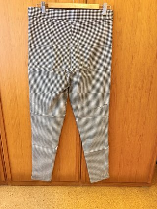 Pantalones de cuadros blanco y negro