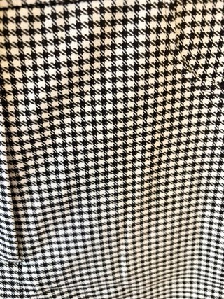 Pantalones de cuadros blanco y negro