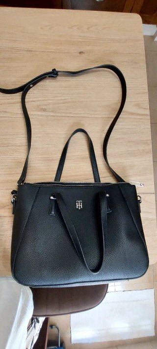 Bolso Tommy Hilfiger Negro