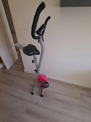 Bicicleta Estática Pro-Form Plegable