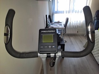 Bicicleta Estática Pro-Form Plegable