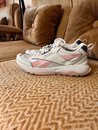 Deportivas Reebok Blancas y Rosas