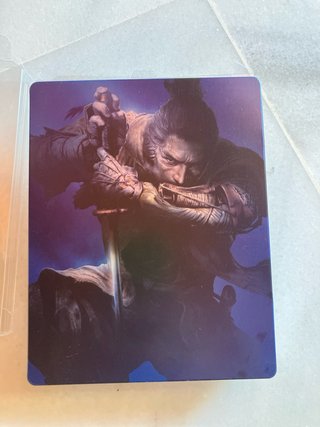 Sekiro Shadows Die Twice + Steelbook PS4