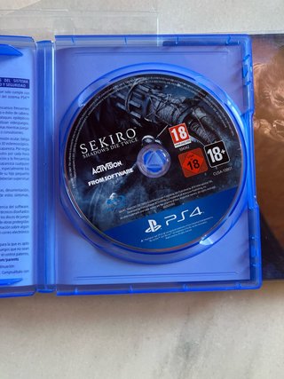 Sekiro Shadows Die Twice + Steelbook PS4