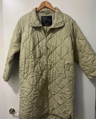 Abrigo ligero acolchado Zara