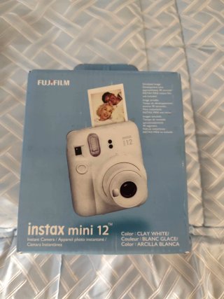 Cámara Instantánea Fujifilm Instax Mini 12