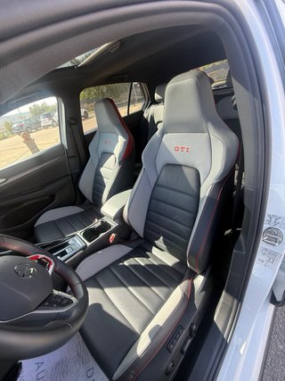 Volkswagen Golf 2025