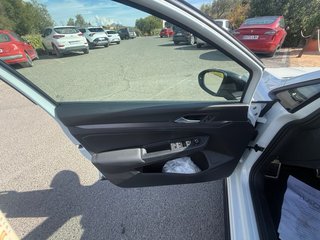 Volkswagen Golf 2025