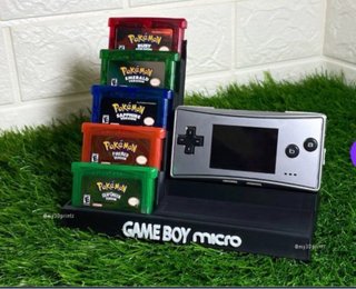 Expositor Game Boy Micro.