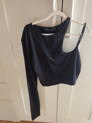 Top Pull&Bear negro una manga