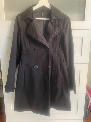 Gabardina Naf Naf Negra