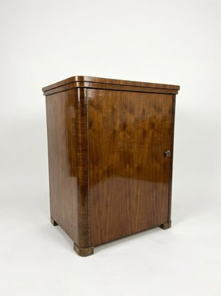 Mueble auxiliar madera