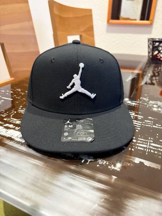 Gorra Jordan Negra