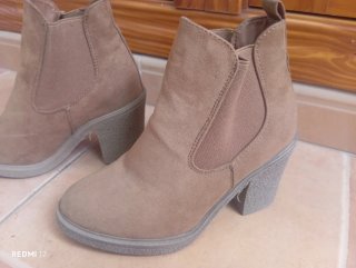 Botines Camel Talla 37