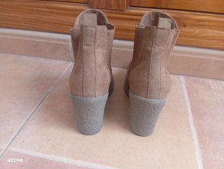 Botines Camel Talla 37