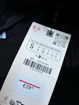 Pantalón Zara negro con bandas laterales, con etiq