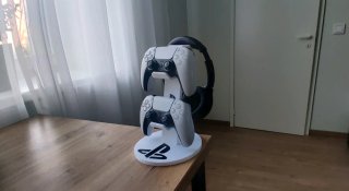 Supporto PS5 per controller e cuffie