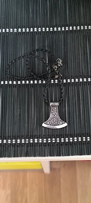 Colgante Hacha Vikinga Plata y Negro