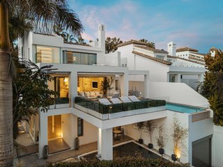 Casa pareada en alquiler en Puente Romano en Marbella