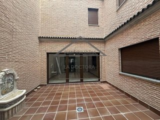 Casa adosada en alquiler en Zona Casco Antiguo en Navalcarnero