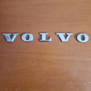 Letras VOLVO Cromadas