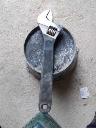 Llave inglesa ajustable 6 cm 45 de largo