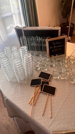 Lote Decoración Eventos: Vasos, Portavelas y Pizar