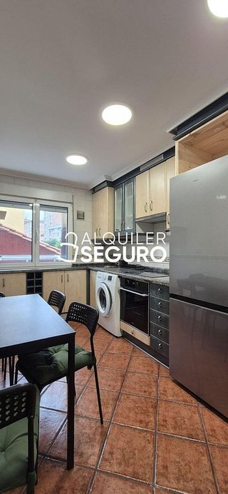 Piso en alquiler en El Coto en Gijón