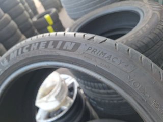 235 40 R19 96W Michelin - 1 neumático +70%
