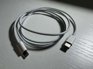 Cable de carga USB-C a Lightning