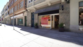 Local comercial en alquiler en Centro - Recinto Amurallado en Lugo