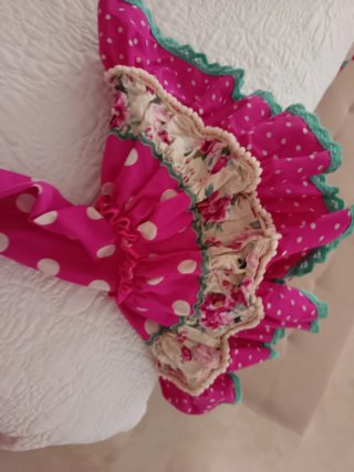 Traje de flamenca volantes lunares