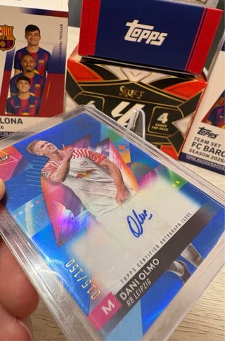 AUTÓGRAFO DANI OLMO /150 TOPPS FINEST RED BULL