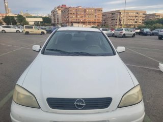 Opel Astra 2004
