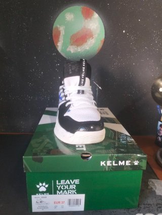 Zapatillas Baloncesto Kelme Talla 37