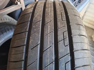 215 55 R17 98W Goodyear - 1 neumático Km.0