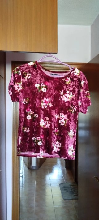 Camiseta terciopelo flores