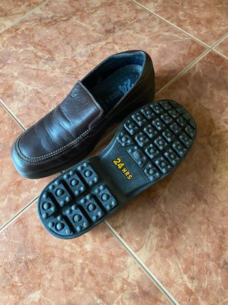 Zapatos 24 Hrs Marrones