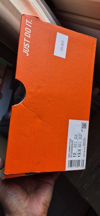 Nike Vomero Plus Gris