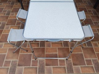 Set Tavolo e Sedie Pieghevoli MIKOMIKA