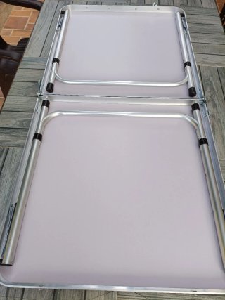 Set Tavolo e Sedie Pieghevoli MIKOMIKA